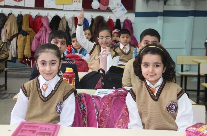 Elazığda 131 Bin Öğrenci Ders Başı Yaptı