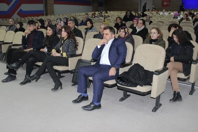 Elazığda Velilere Çocuk Gelişimi Semineri Verildi