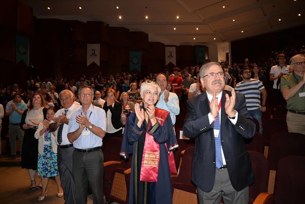 Emekli Hekimden Tıbbiyelilere Tavsiye: