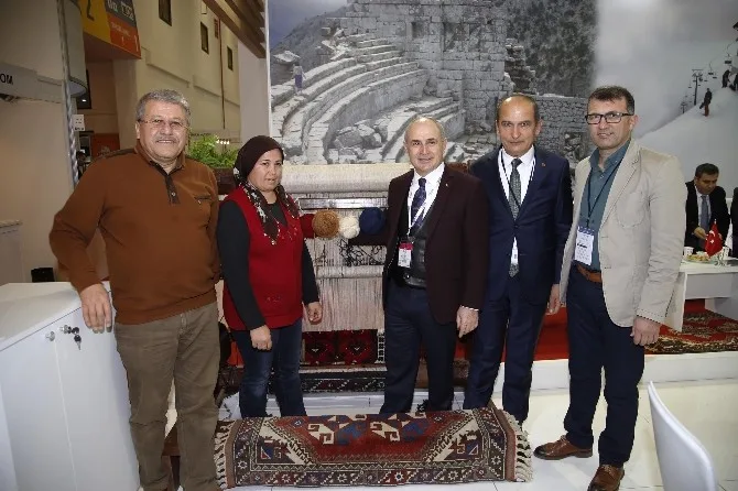 Emıttte Döşemealtı Halısına Yoğun İlgi
