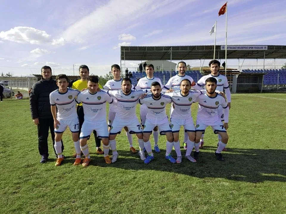 En Yaşlı Takım Unvanlı 1966 Malatya Gençlikspor Play-Offa Çok Yakın