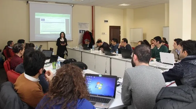 Erciyes Teknoparkta, Akademisyenlere Erasmus Fonlariyla İlgili Proje Yazma Eğitimi Düzenlendi