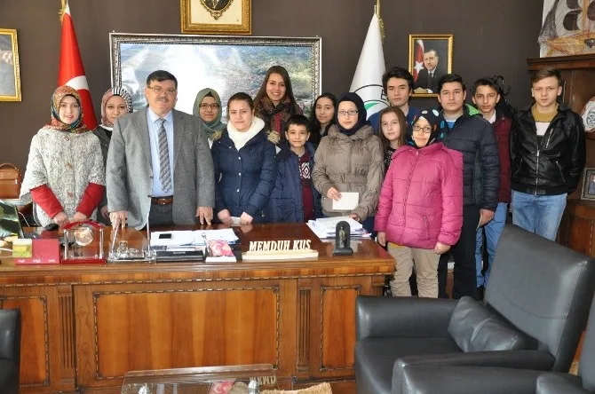 Erkmen Belediyesinin Eğitim Yardımı Devam Ediyor