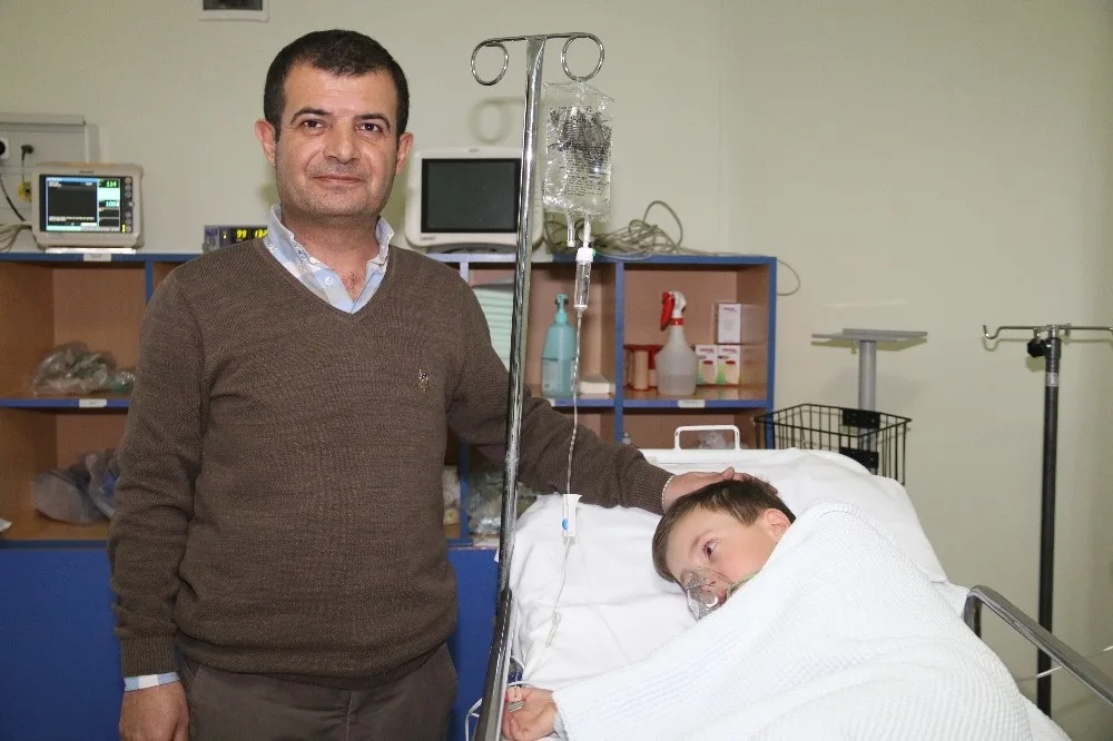 Erü Hastanelerinde İki Çocuk Hastanın Nefes Borusunda Darlık Ameliyatsız Yöntemle Giderildi