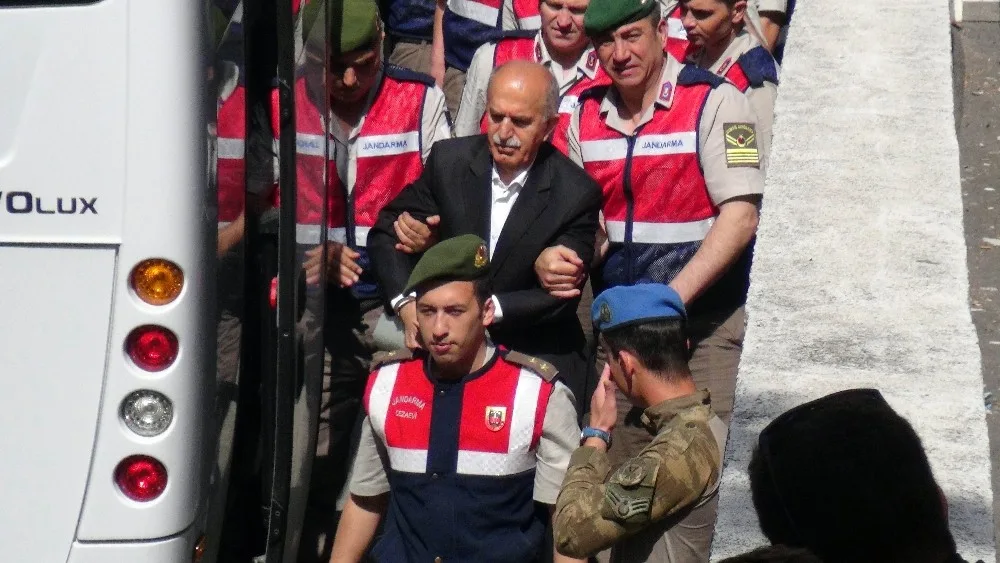 Eski Vali Harput Yeniden Hakim Karşısında