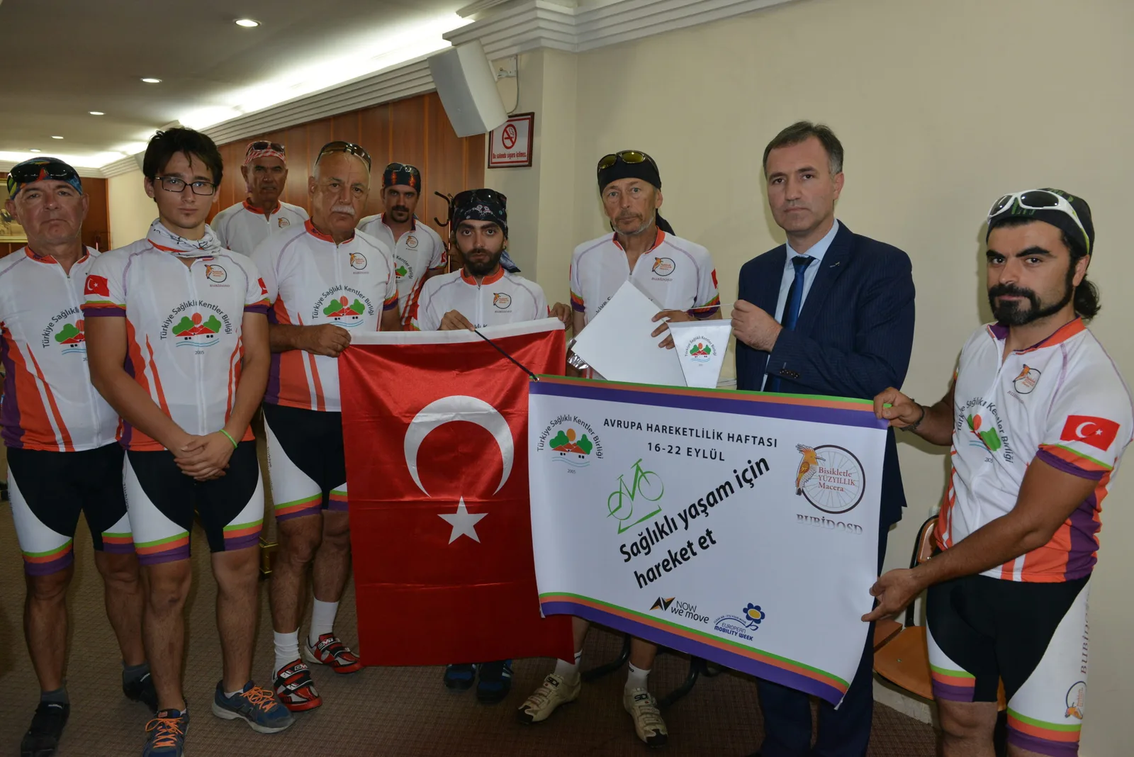 "Sağlıklı Bir Yaşam İçin Hareket Et"