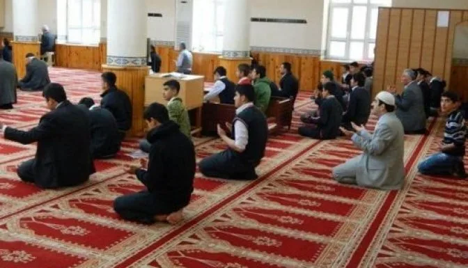 Okullara Cuma Namazı müjdesi