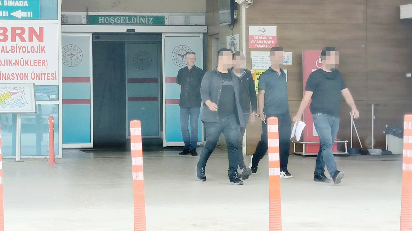 İnegöl'de hırsızlık ve hakaret suçlarından aranan 3 kişi yakalandı