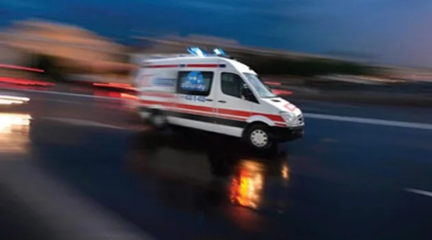 Kamyonet bir aileyi yok ediyordu