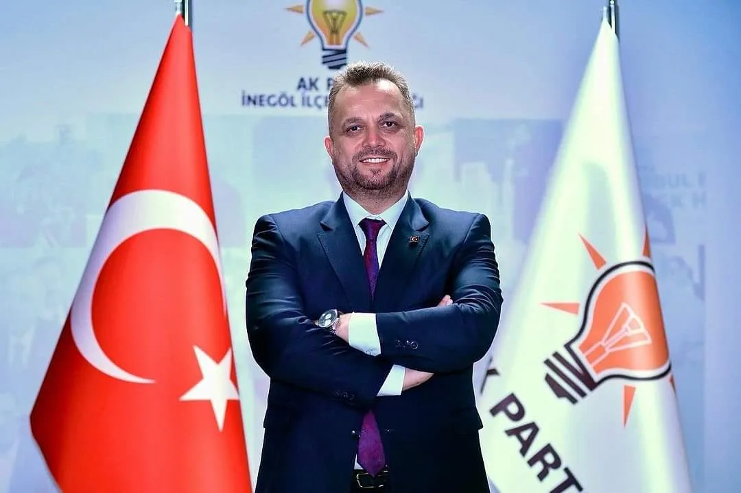 Kocaağa'dan gece yarısı anlamlı mesaj
