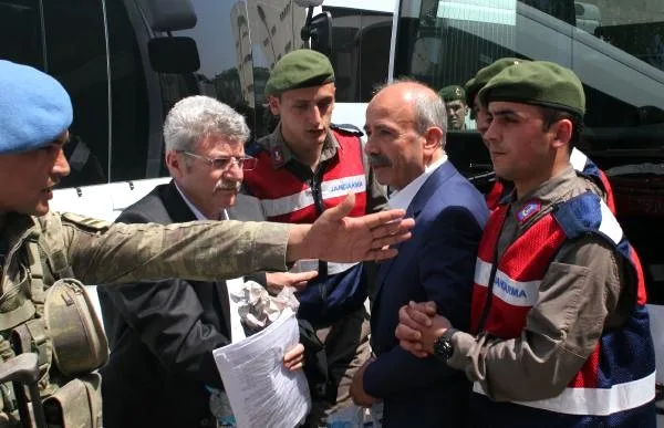 Fetöden Tutuklu Eski Emniyet Müdürüne Mahkeme Başkanından Sert Uyarı