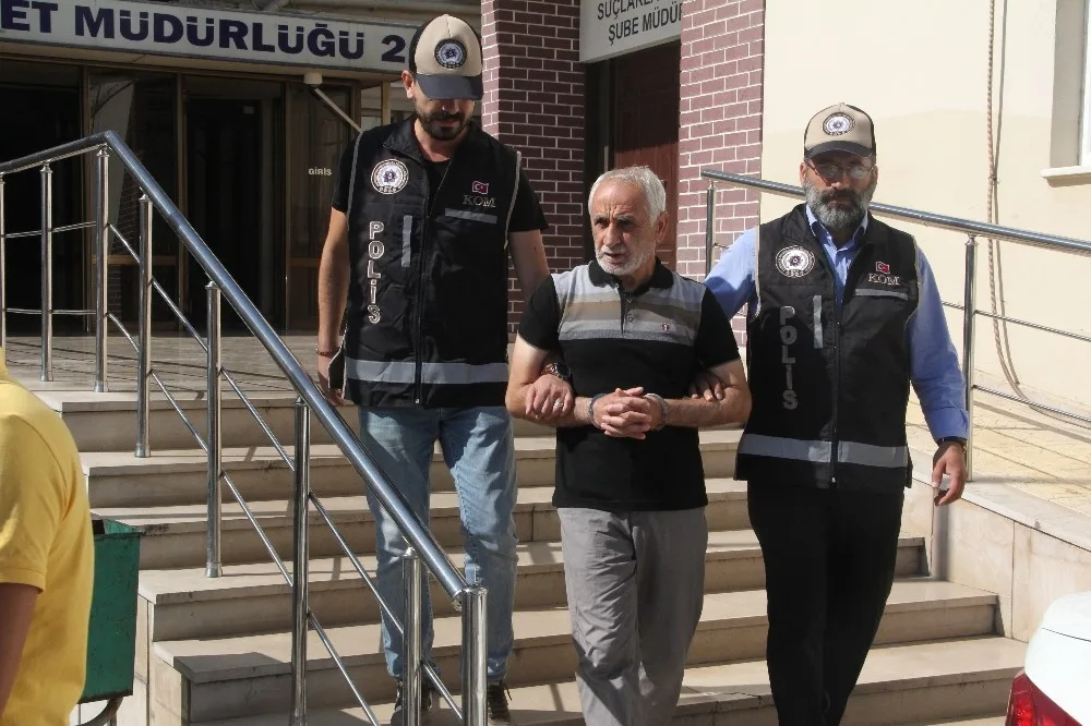 Fetönün Türkiye Genelindeki Para Dağıtıcısı Yakalandı