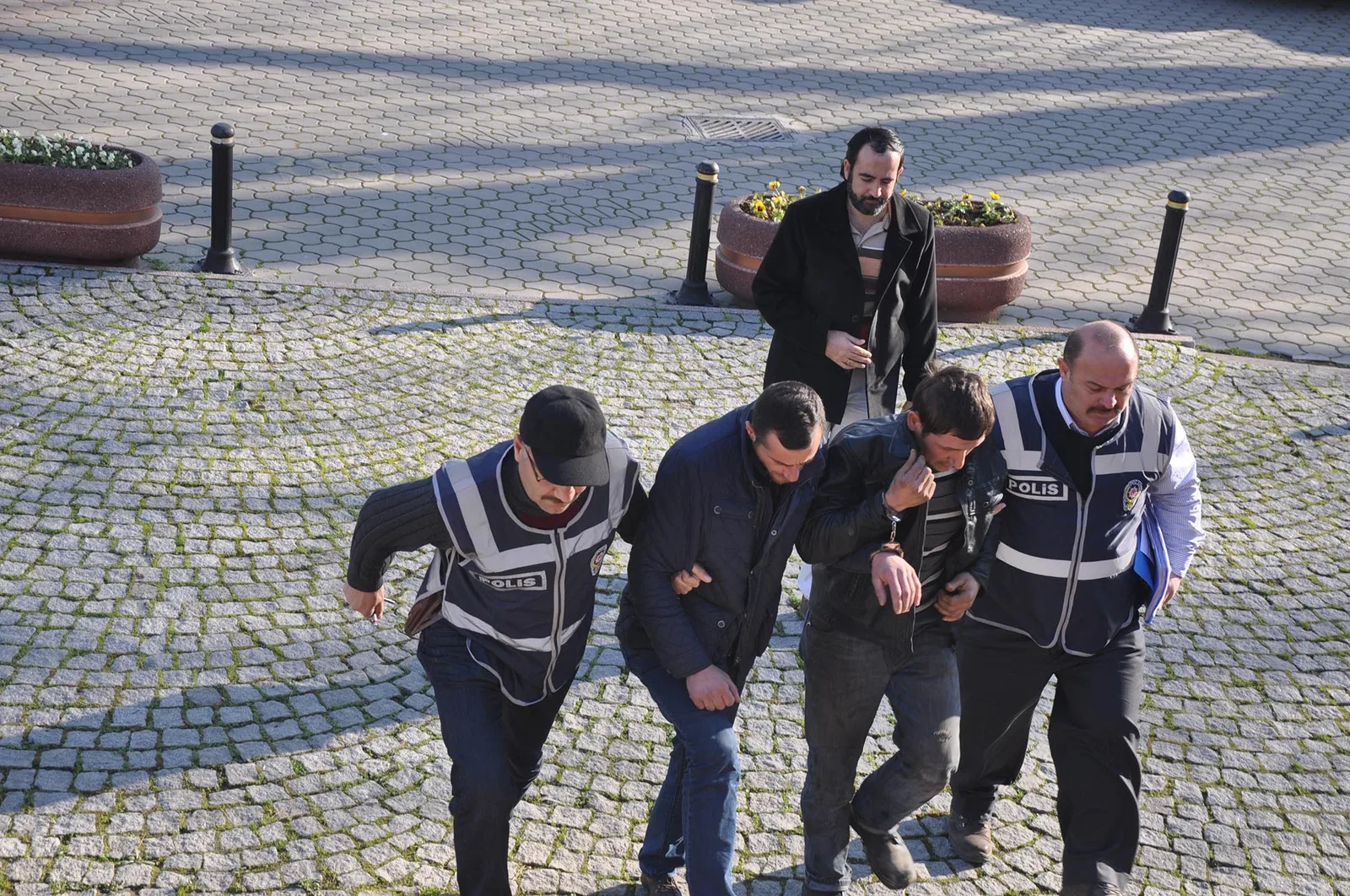 EMNİYET'TEN BAŞARILI OPERASYON