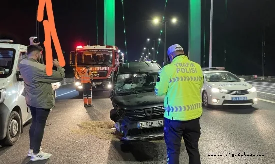 'Dur' ihtarına uymayan araç, polislere çarptı