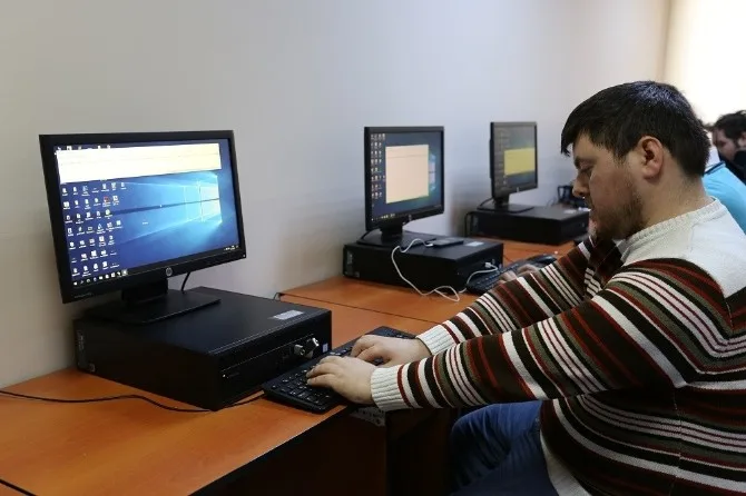 Görme Engelliler Ko-Mek İle Dünyaya Açılıyor