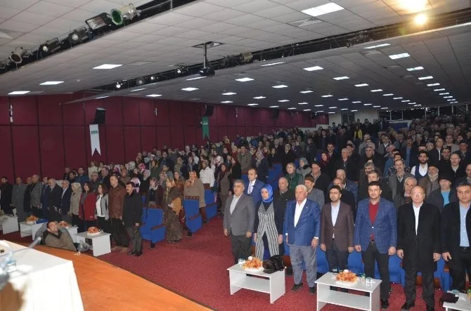 Gülay Samancıdan Ereğlide Konferans
