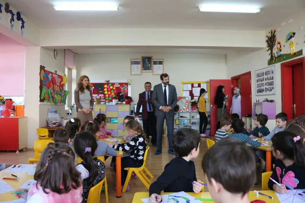 Gürsuda Renkli Öğretmenler Günü