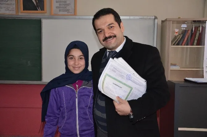 Hasköyde 7 Bin 300 Öğrenci Karne Heyecanı Yaşadı