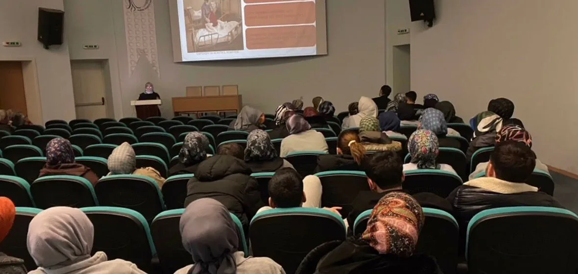 İnegöl Devlet Hastanesi’nde temizlik personeline kapsamlı eğitim