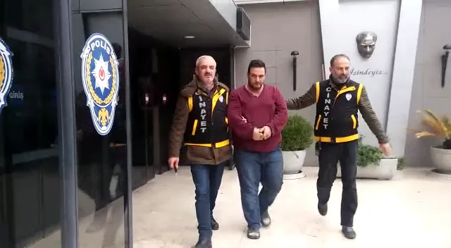 Hurda Aracı Parçalatmak İstedi, Kafasına Sıktılar