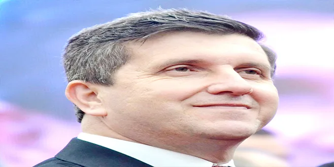 ÖĞRETMENLER EN KUTSAL MESLEKLER'DEN BİRİNİ İCRA ETMEKTEDİR