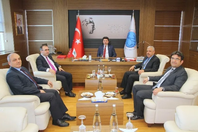 İl Müdürlerinden Rektör Karacoşkuna Ziyaret