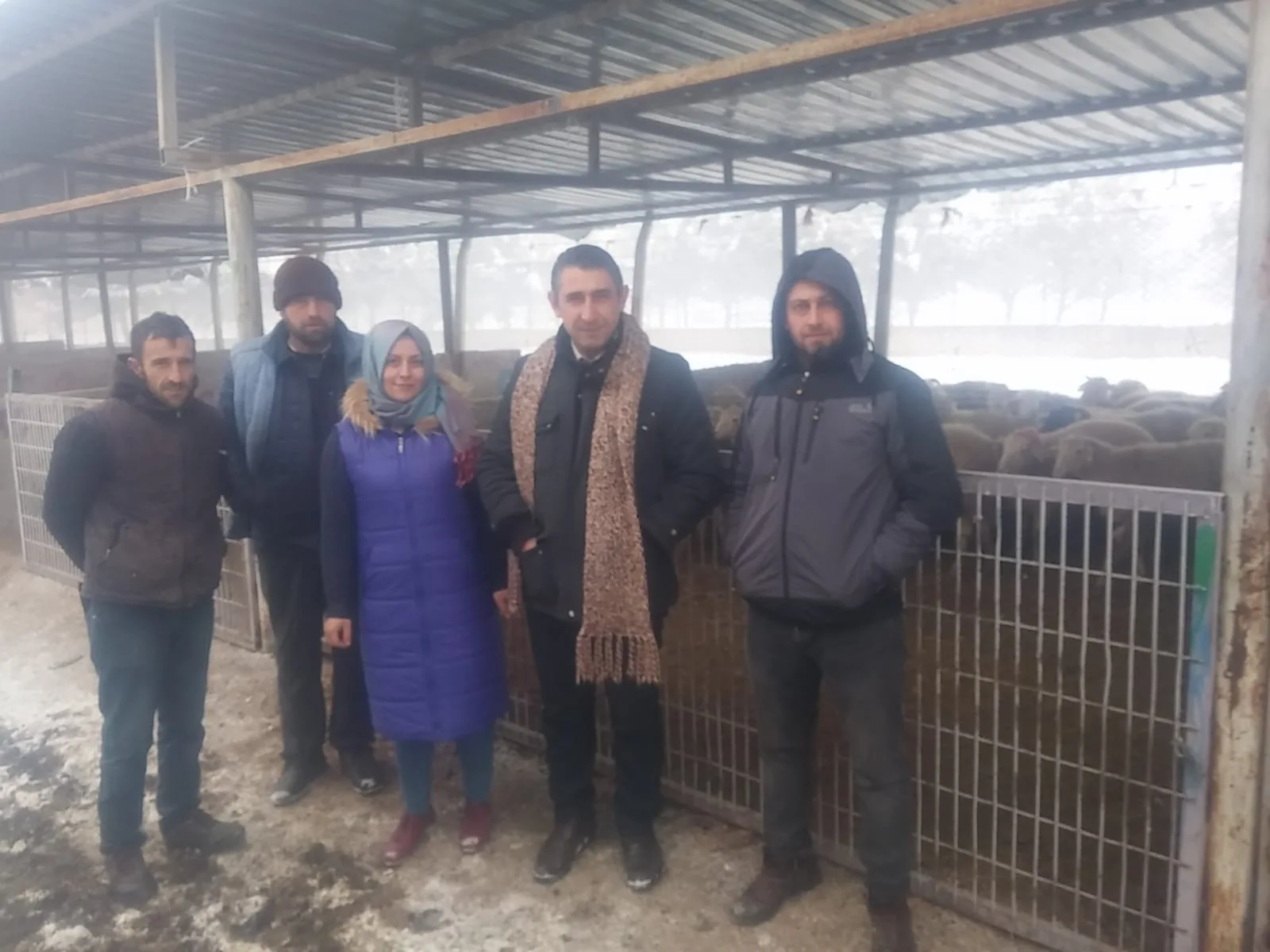 4 genç çiftçiye destek hibeleri teslim edildi
