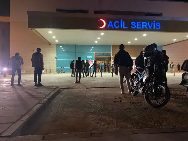 Aynı aileden 4 kişi hastaneye kaldırıldı