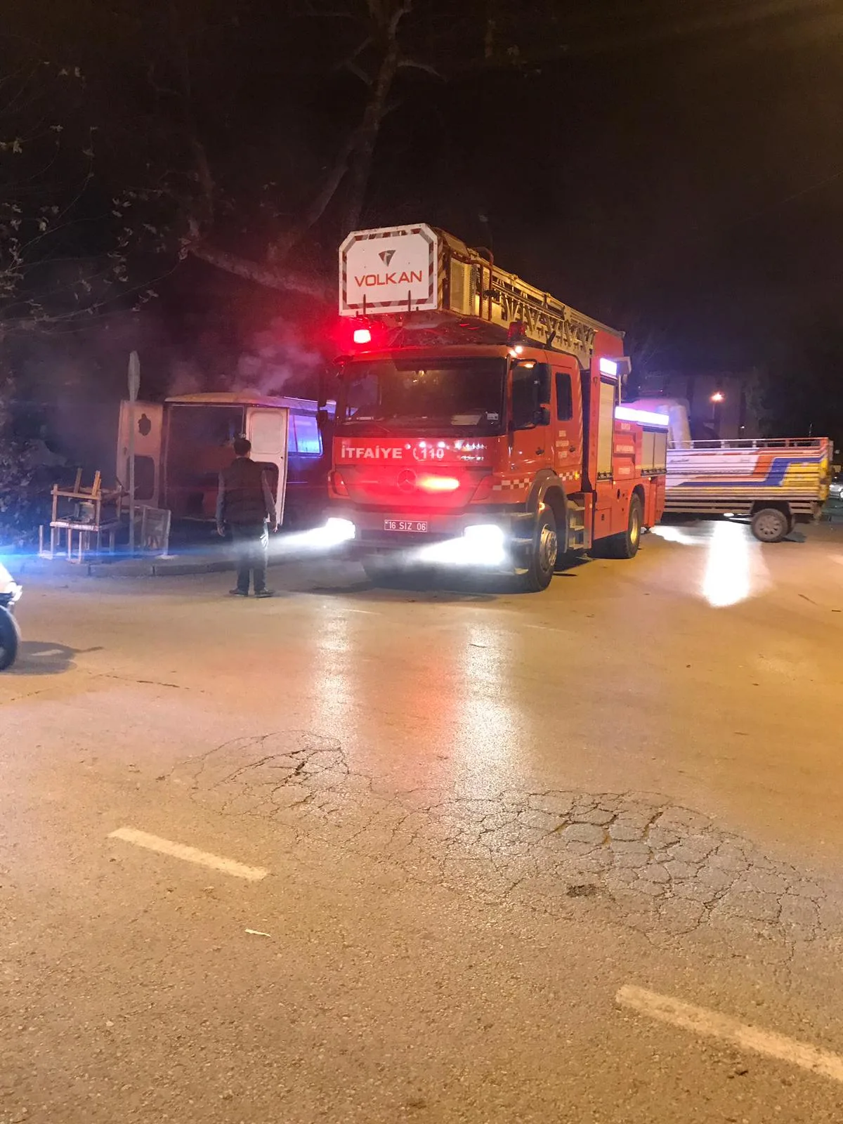 İnegöl'de araç yangını
