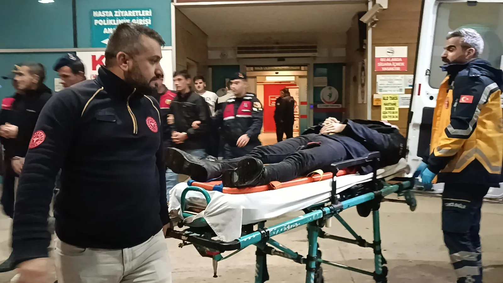 İnegöl'de moto kurye kazada yaralandı