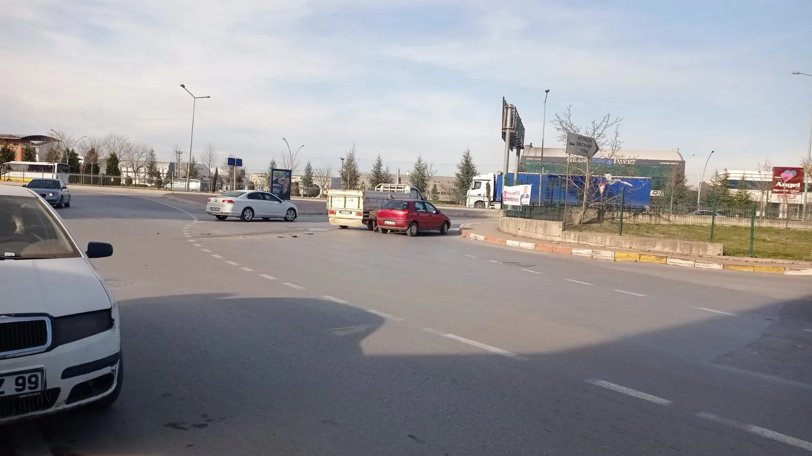 İnegöl'de bu noktada yaşanan kazalar vatandaşı bezdirdi