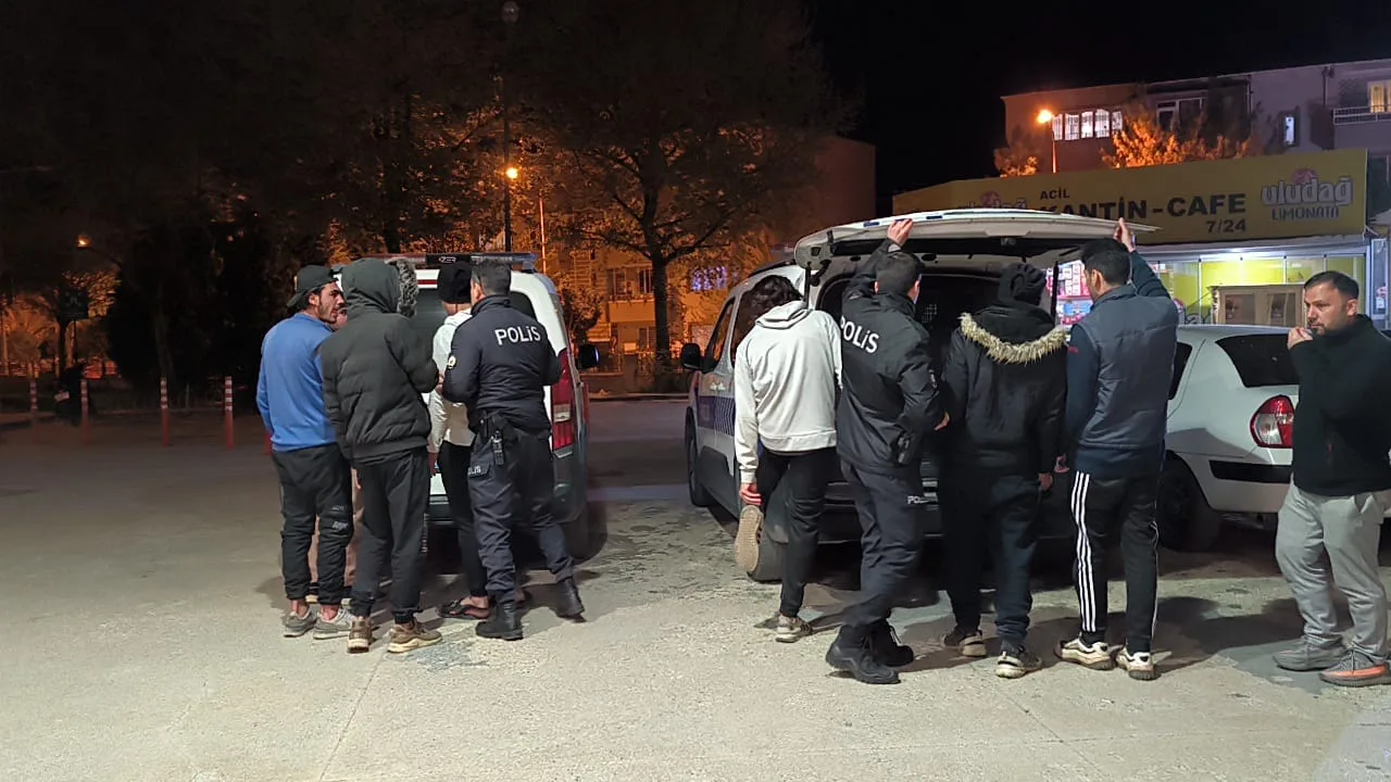 İnegöl'de kaçak göçmen operasyonu