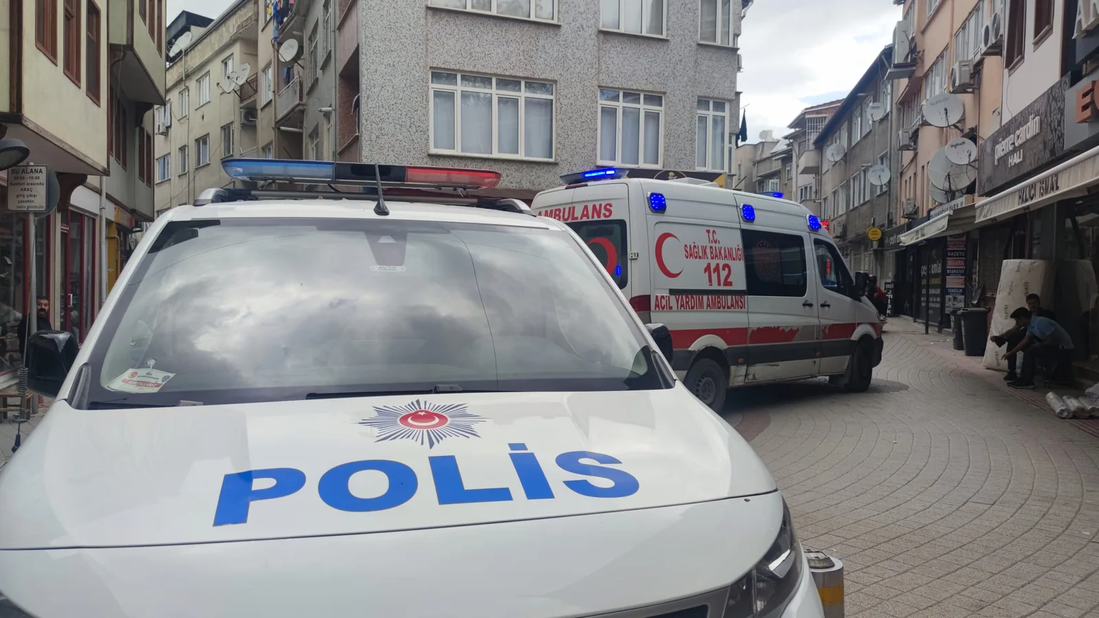 İnegöl'de evinde ölü bulundu