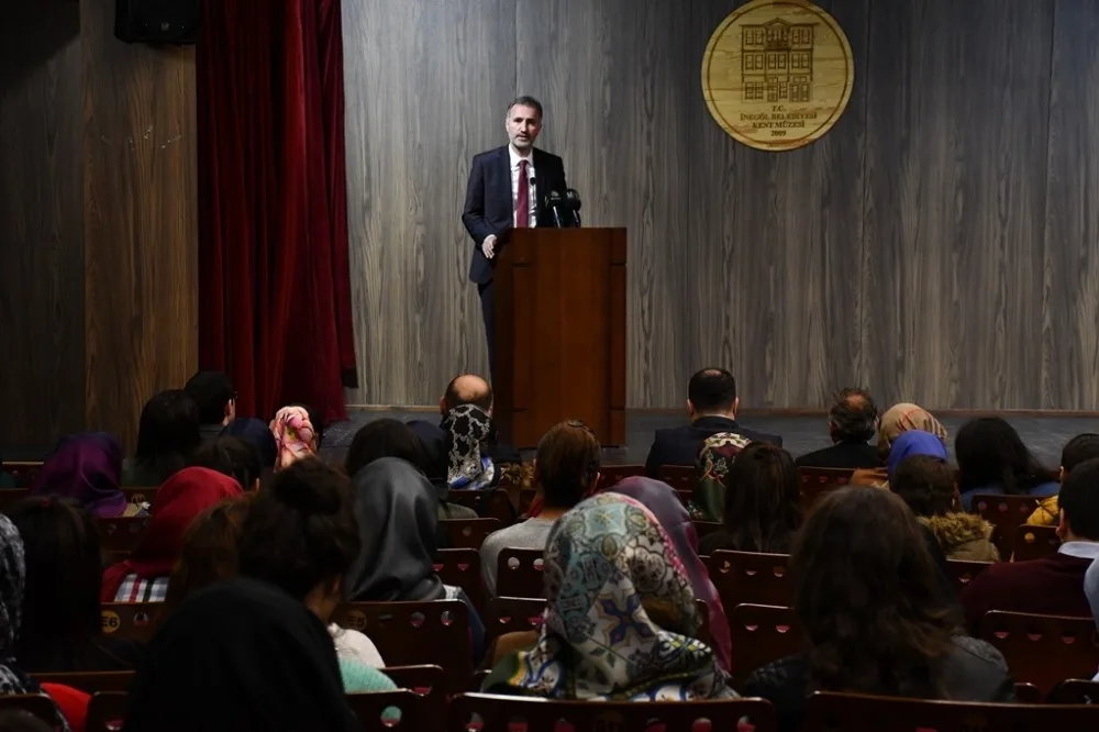 İnegöl Belediye Başkanı Alper Taban Öğrencilerle Bir Araya Geldi