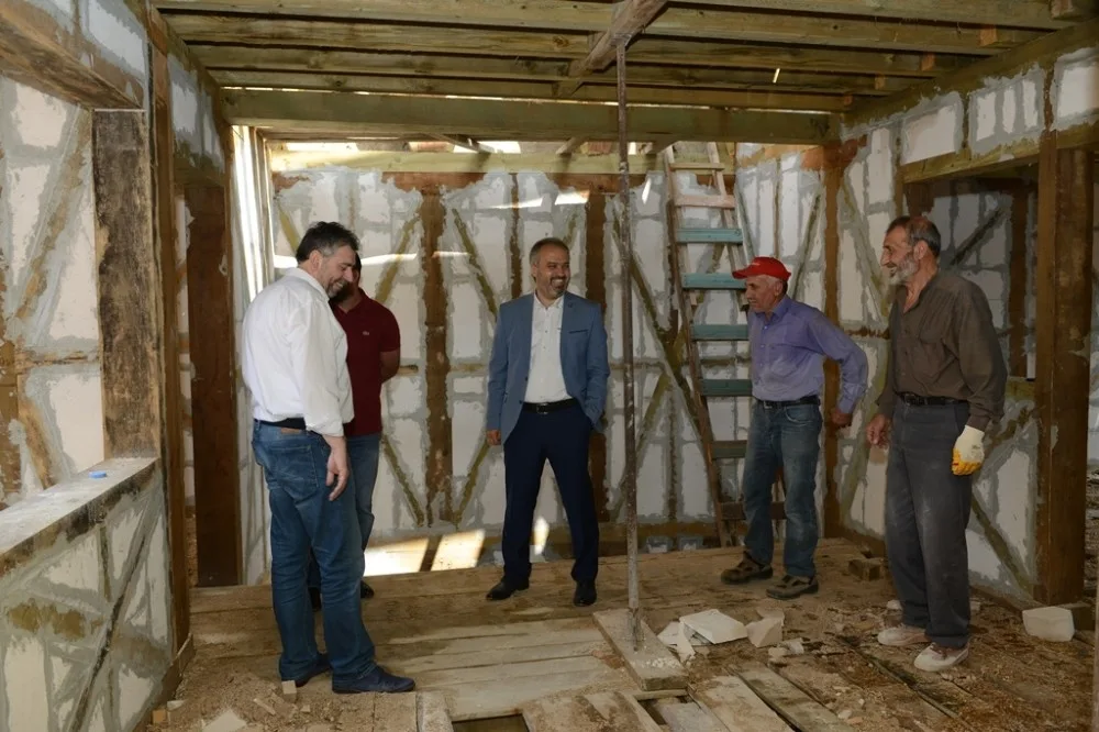 İnegölde 7Nci Mahalle Konağının Restorasyonu Başladı