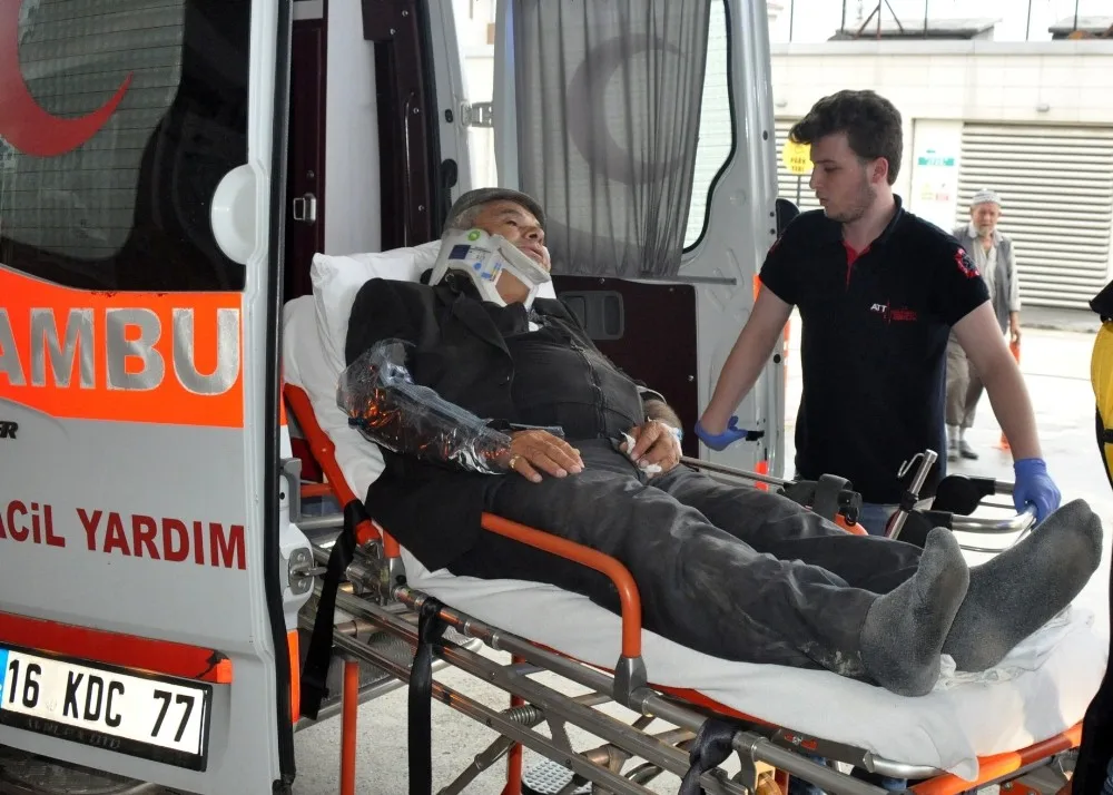İnegölde Kaza: 2Si Çocuk 5 Yaralı