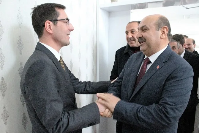İscehisar Kaymakamı Ali Altınkaynaka Veda Yemeği