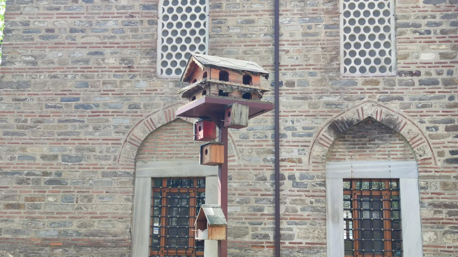 Geçmişten günümüze izler; ‘İshakpaşa kuş evi’