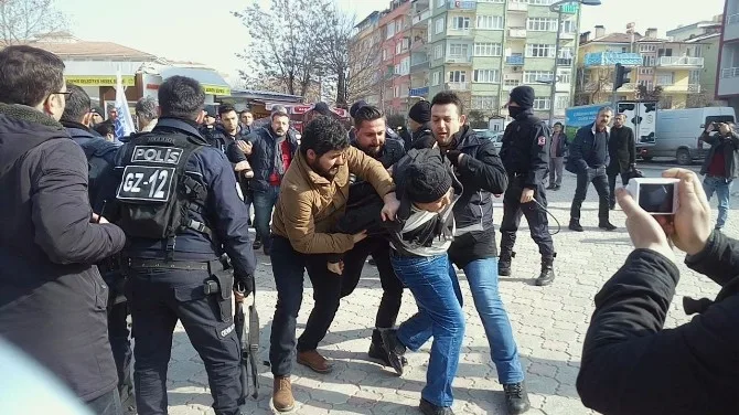 İzinsiz Eylem Yapan Keskliler Gözaltına Alındı