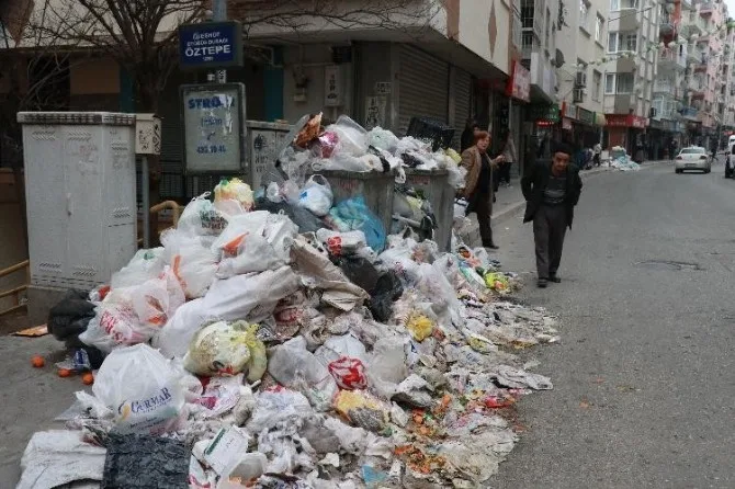 İzmiri Çöplüğe Çeviren Grev Bitti
