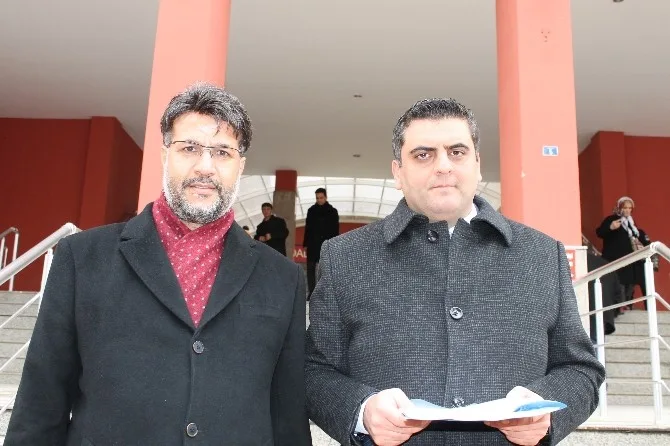 İzmit Belediye Meclis Üyesi Hürriyet Gazetesine Tazminat Davası Açtı
