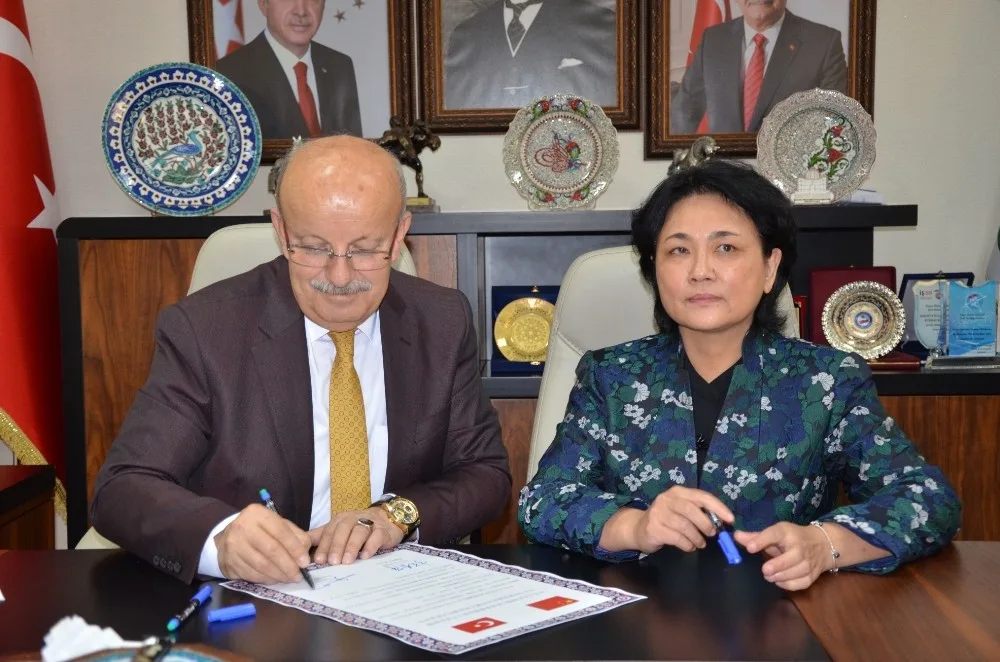 İznik Çinin 4 Buçuk Milyonluk Şehri İle Kardeş Oldu