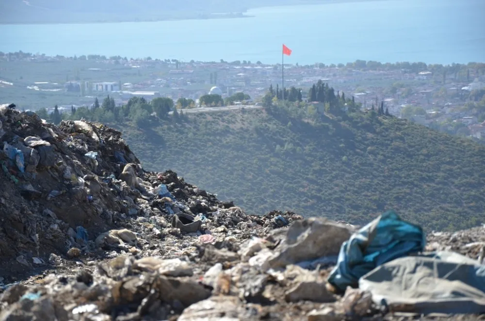 İznikteki Çöplükler Yeşil Alan Oluyor