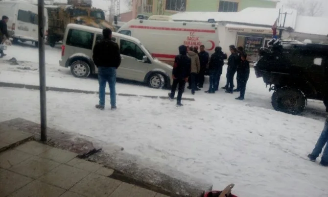Kar Yağışı Beraberinde Kazaları Getirdi