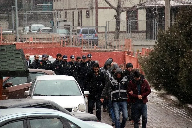 Karabükte Fetö Operasyonunda 6 Tutuklama