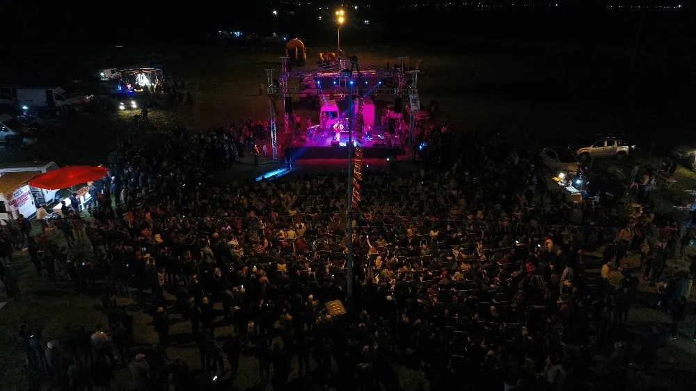 Karacabeyde Rengârenk Panayır