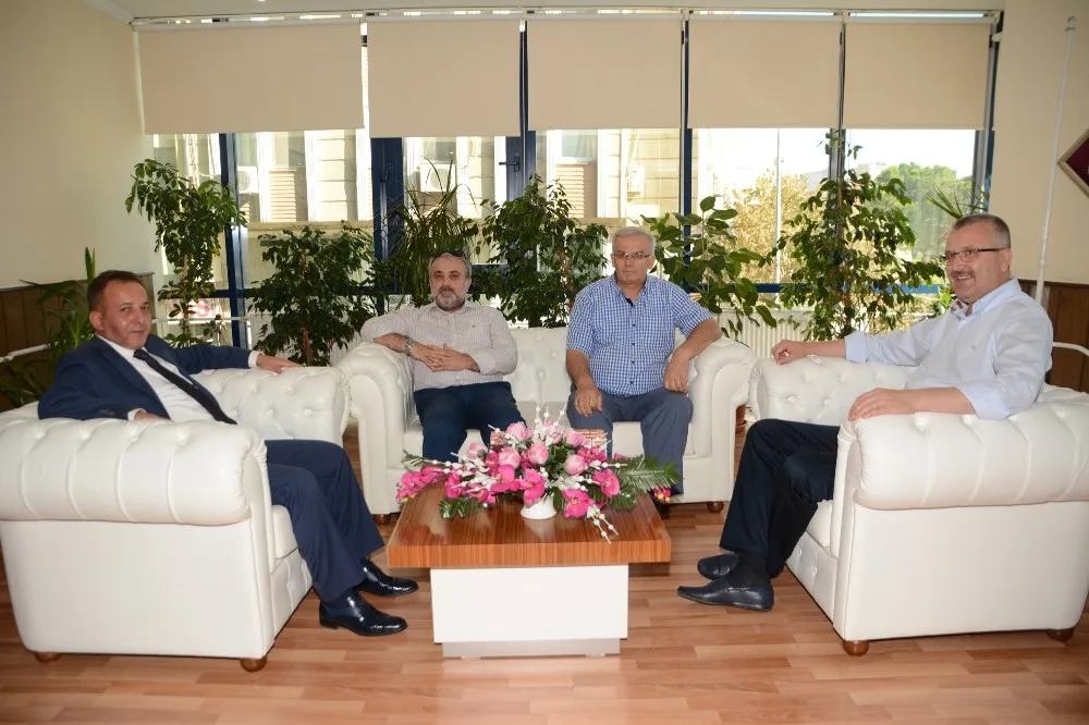 Karacabeyin Otopark Meselesi Çözülüyor