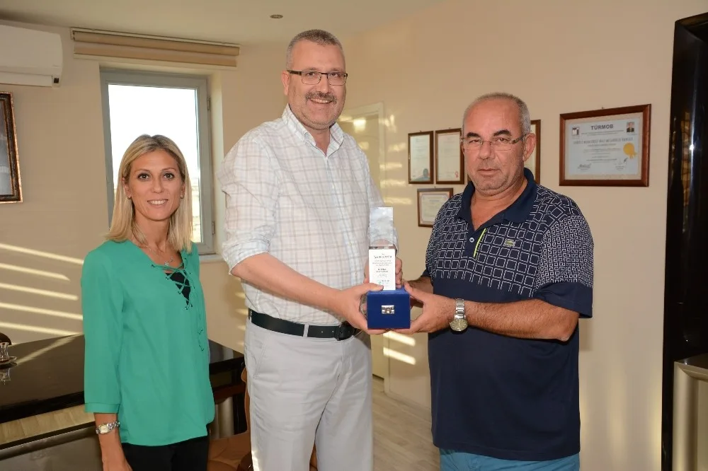 Karacabeyliler İlçe Sporuna Sahip Çıkıyor