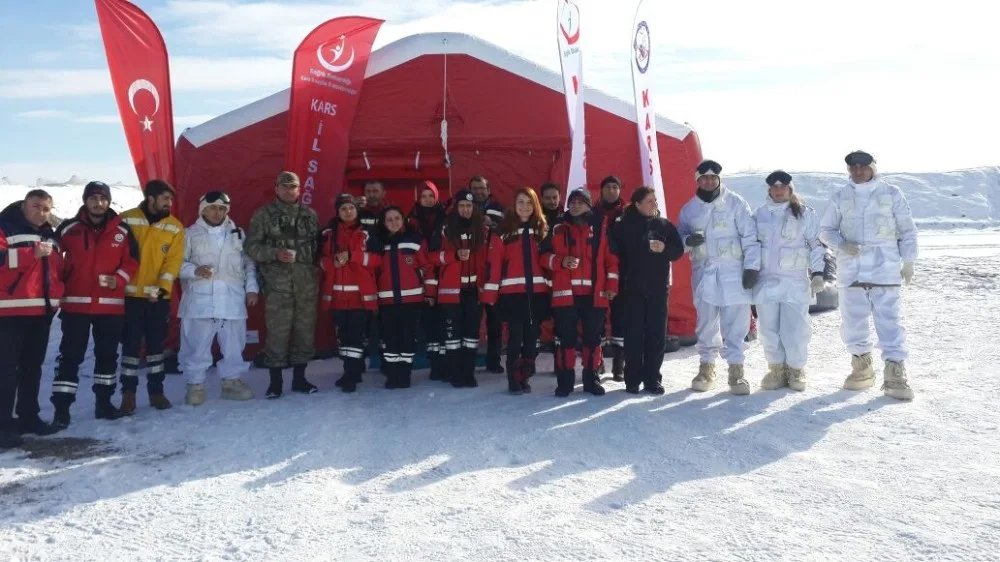 Kars Sağlık Müdürlüğünden 24 Personel, Tsknın 2017 Kış Tatbikatında Görev Aldı