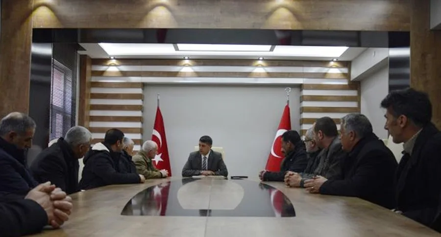 Kaymakam Akhan Muhtarlarla Bir Araya Geldi